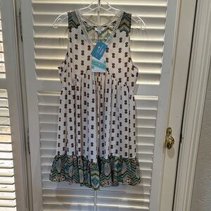 Umgee White and Green Patterned Dress.NWT  Size S